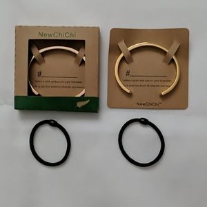 NWT NewChiChi bangles